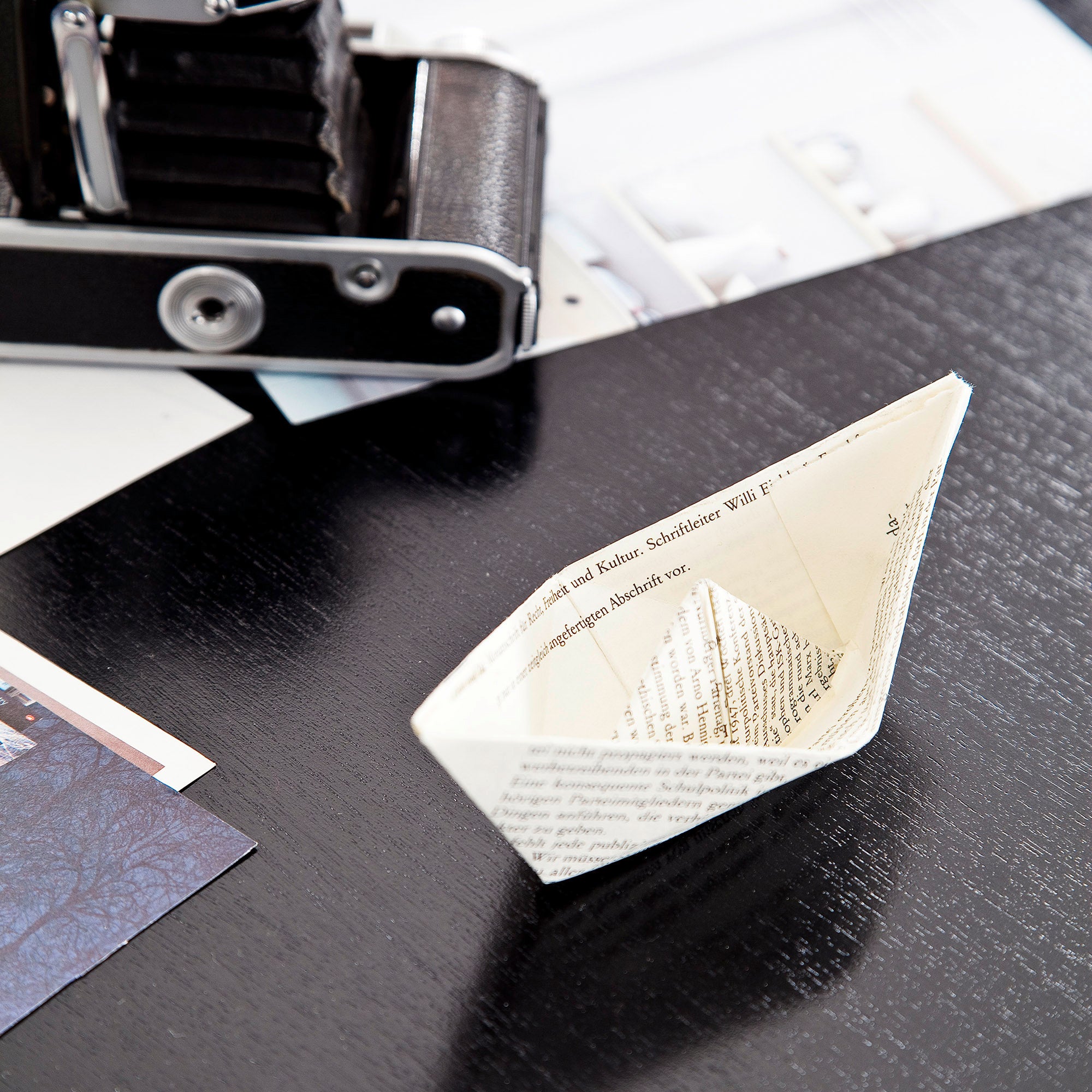 Halifax Contrast Buffet - White with Black Top