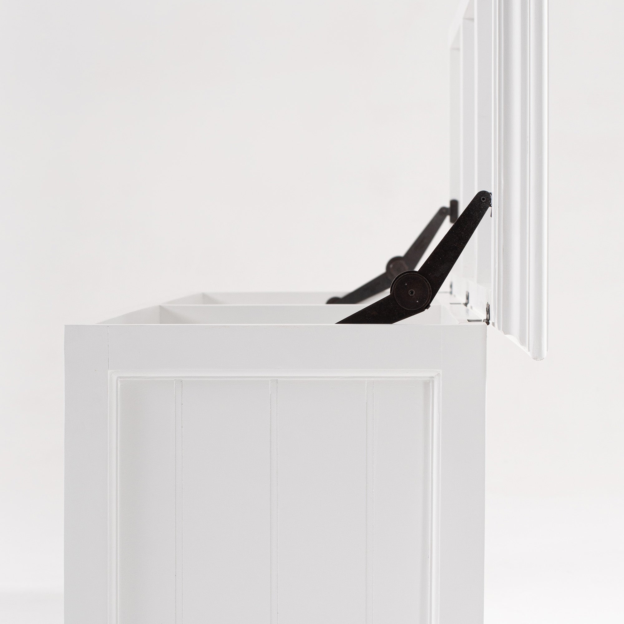 Halifax Medium Blanket and Storage Box - White