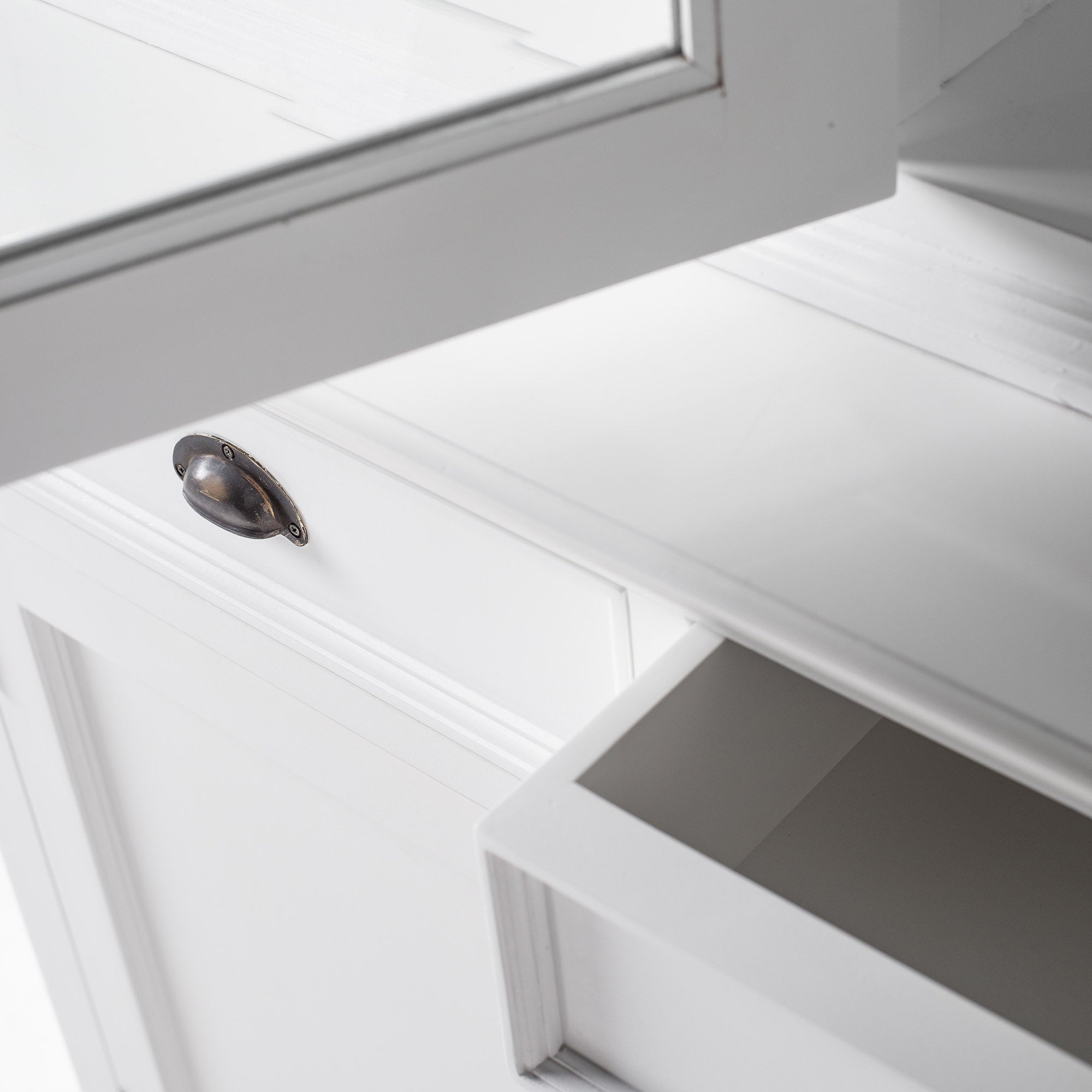 Buffet Hutch Unit with 4 Glass Doors