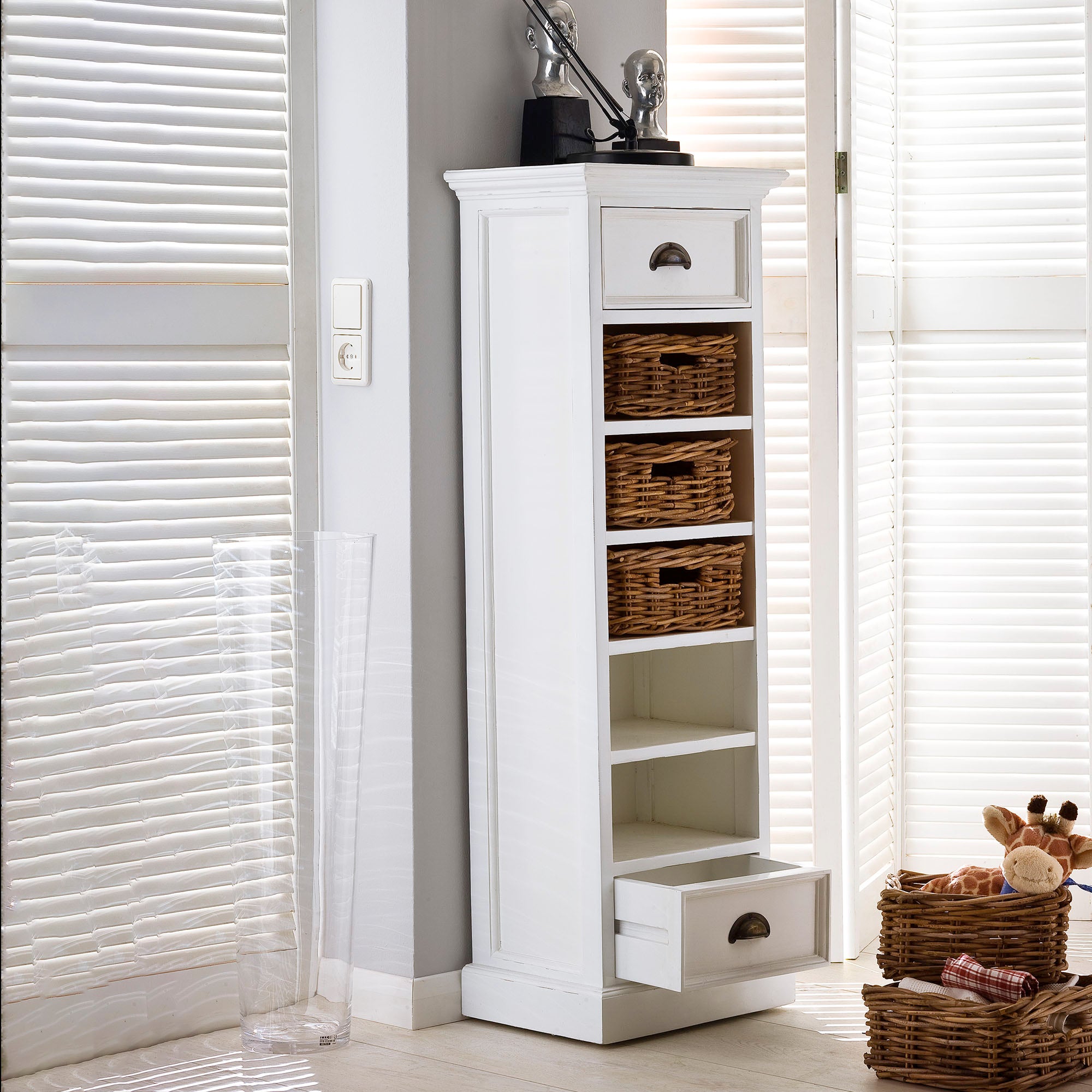 Halifax Storage Unit 5 Rattan Baskets- White