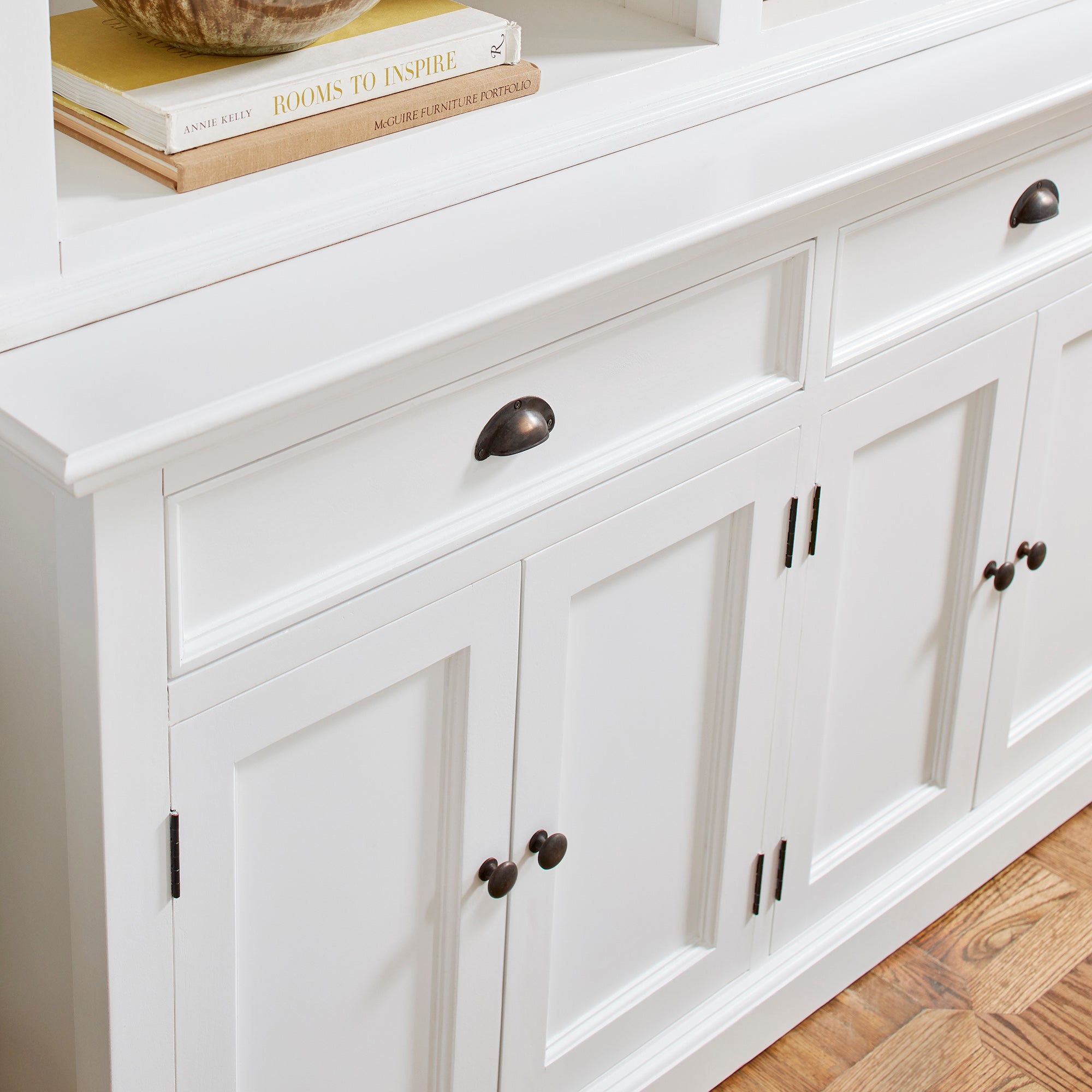Buffet Hutch Unit with 6 Shelves
