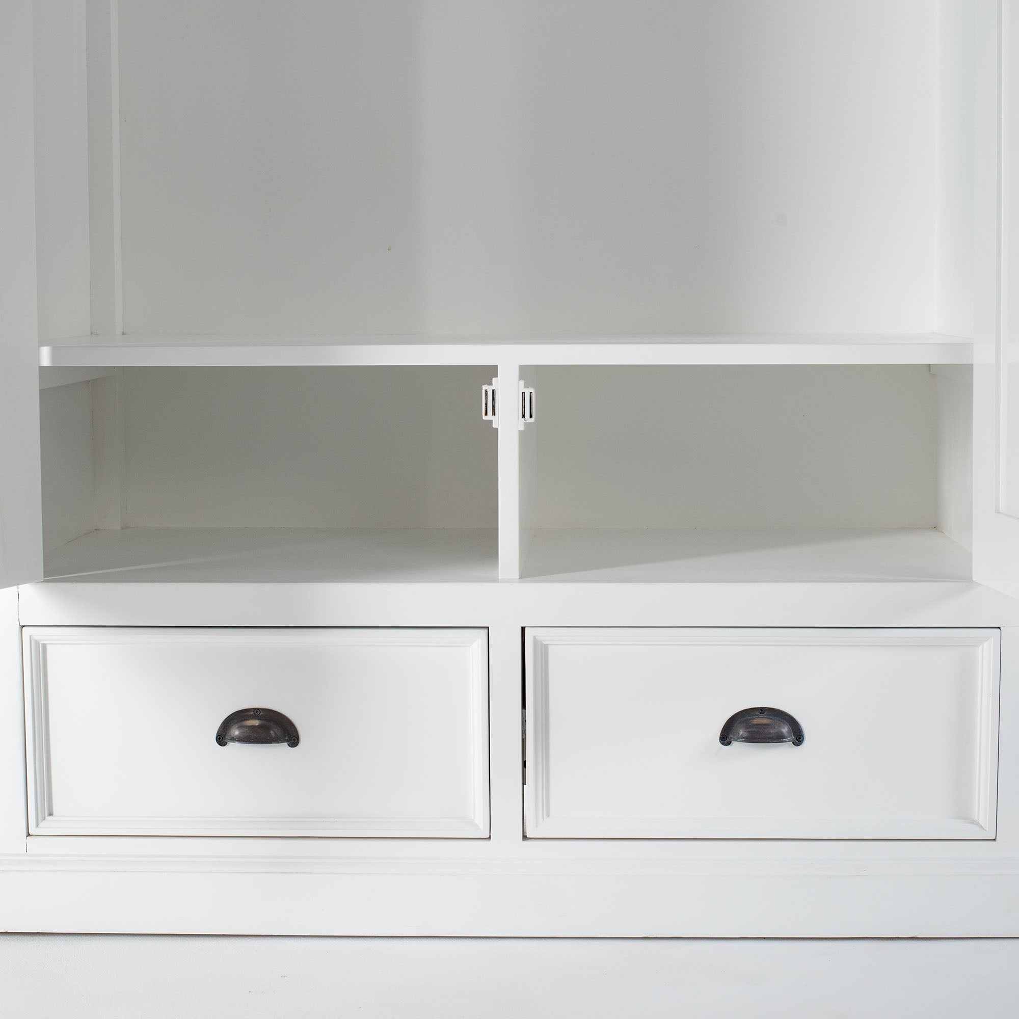 Wardrobe with 3 Doors