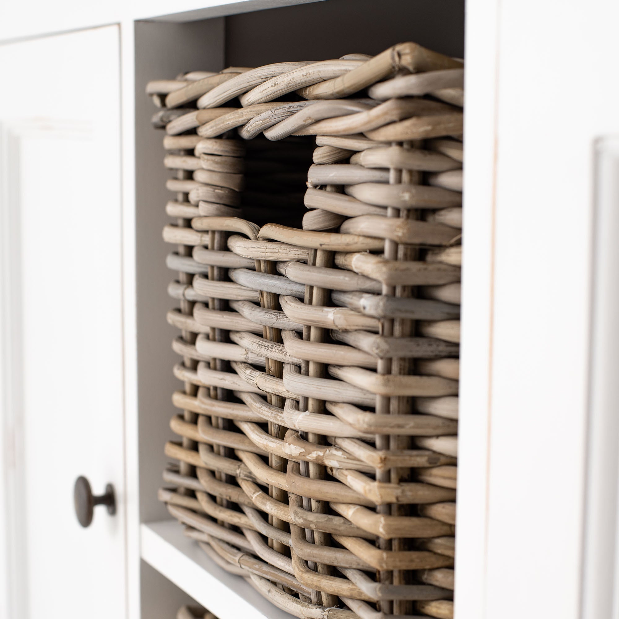 Halifax Accent Buffet - White with Brown Top