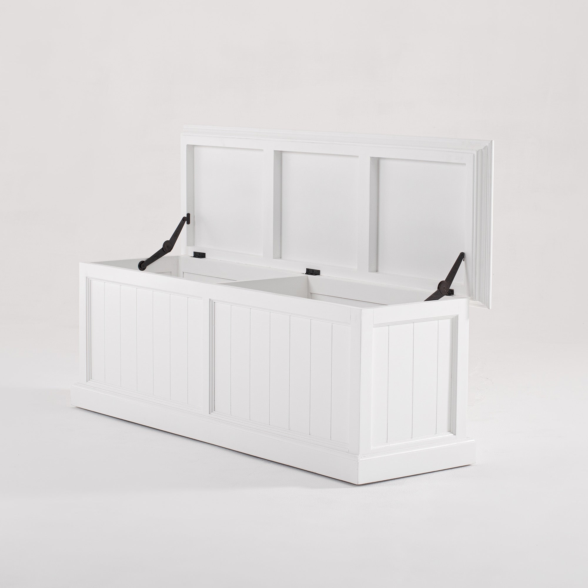 Halifax Medium Blanket and Storage Box - White