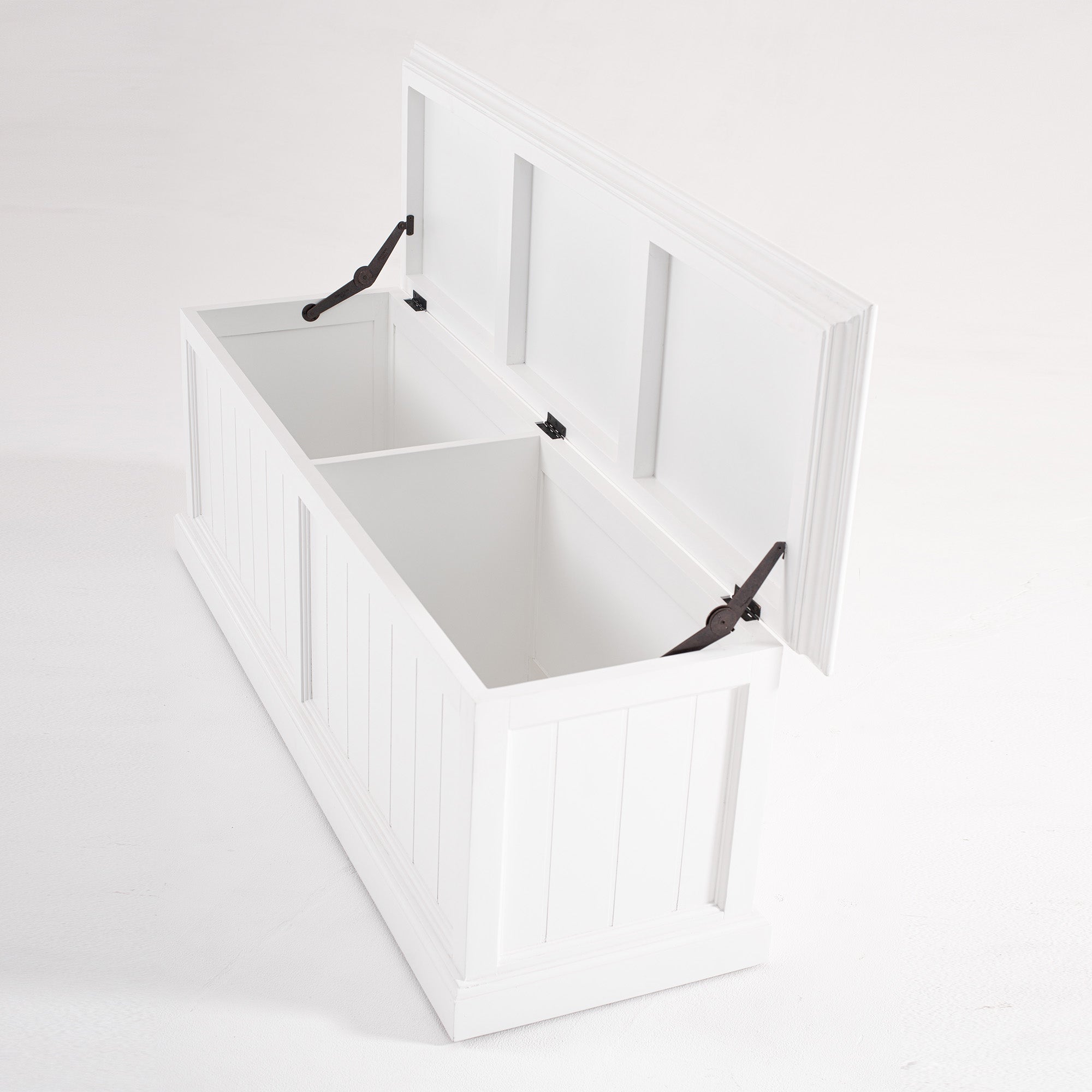 Halifax Medium Blanket and Storage Box - White