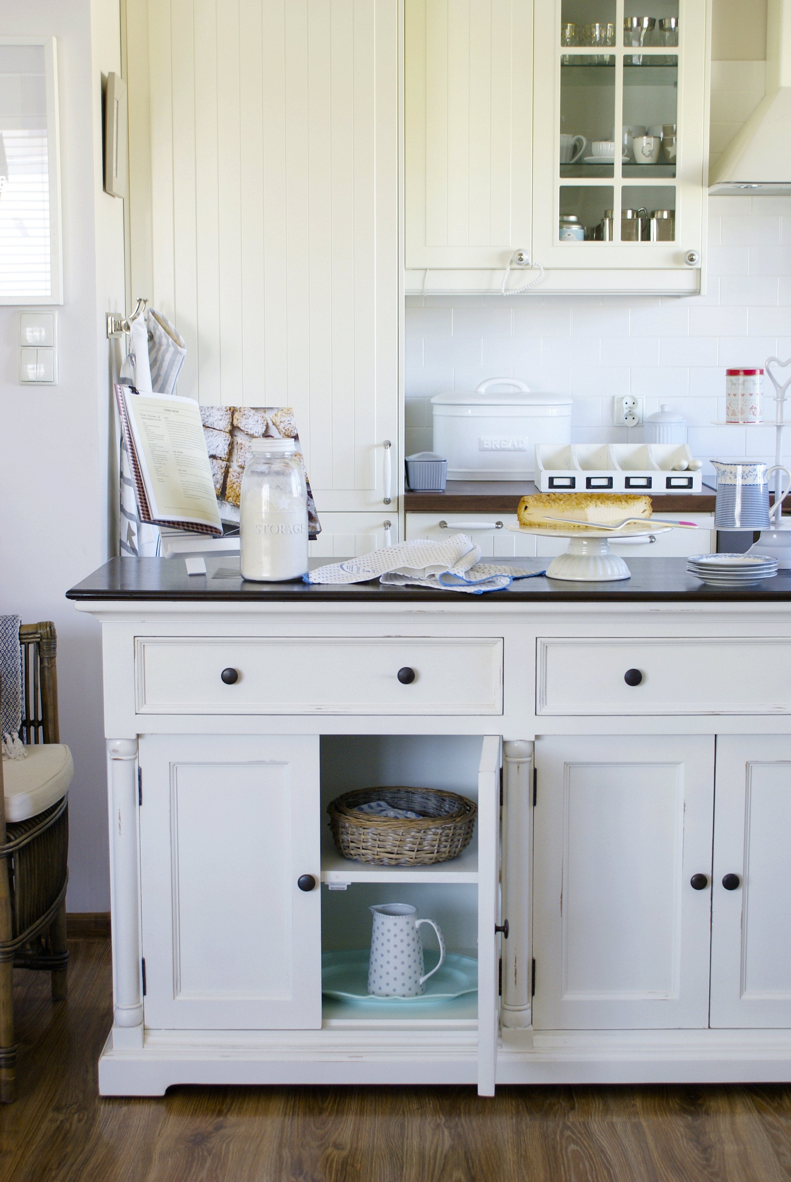 Provence Accent Buffet - White With Dark Brown Top-Buffet-Novasolo-I Wanna Go Home